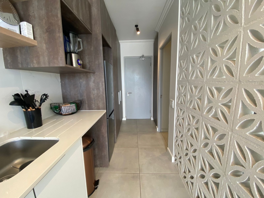 To Let 1 Bedroom Property for Rent in Table View Western Cape
